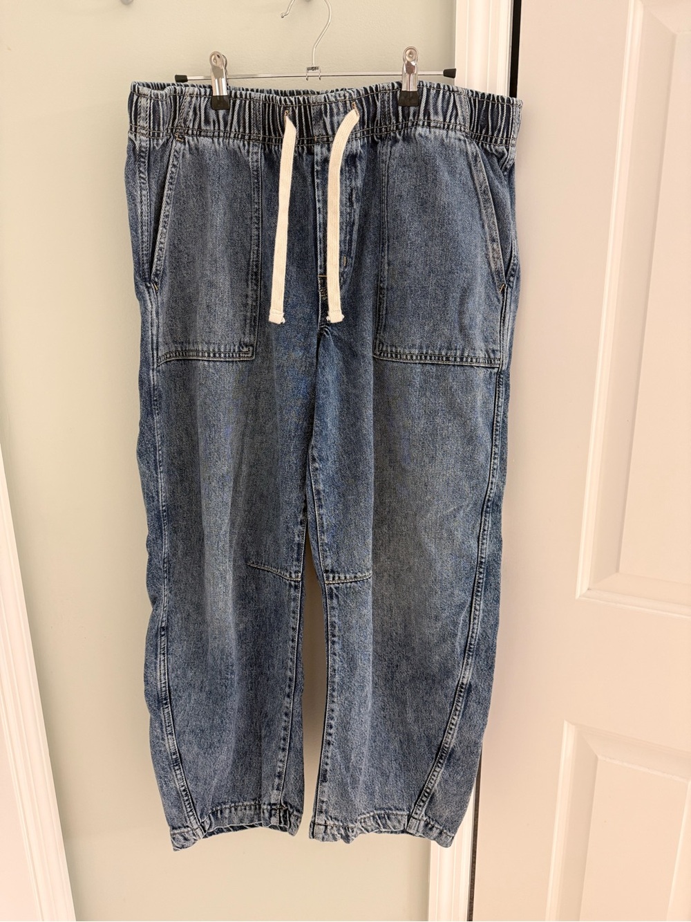 GAP Supersoft Denim Pull-On barrel Pants in Light Blue with White Stitching